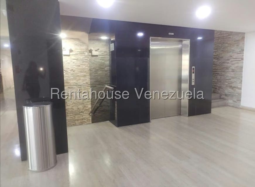 Comercial (Oficina) en Venta en La Viña, Carabobo - 9