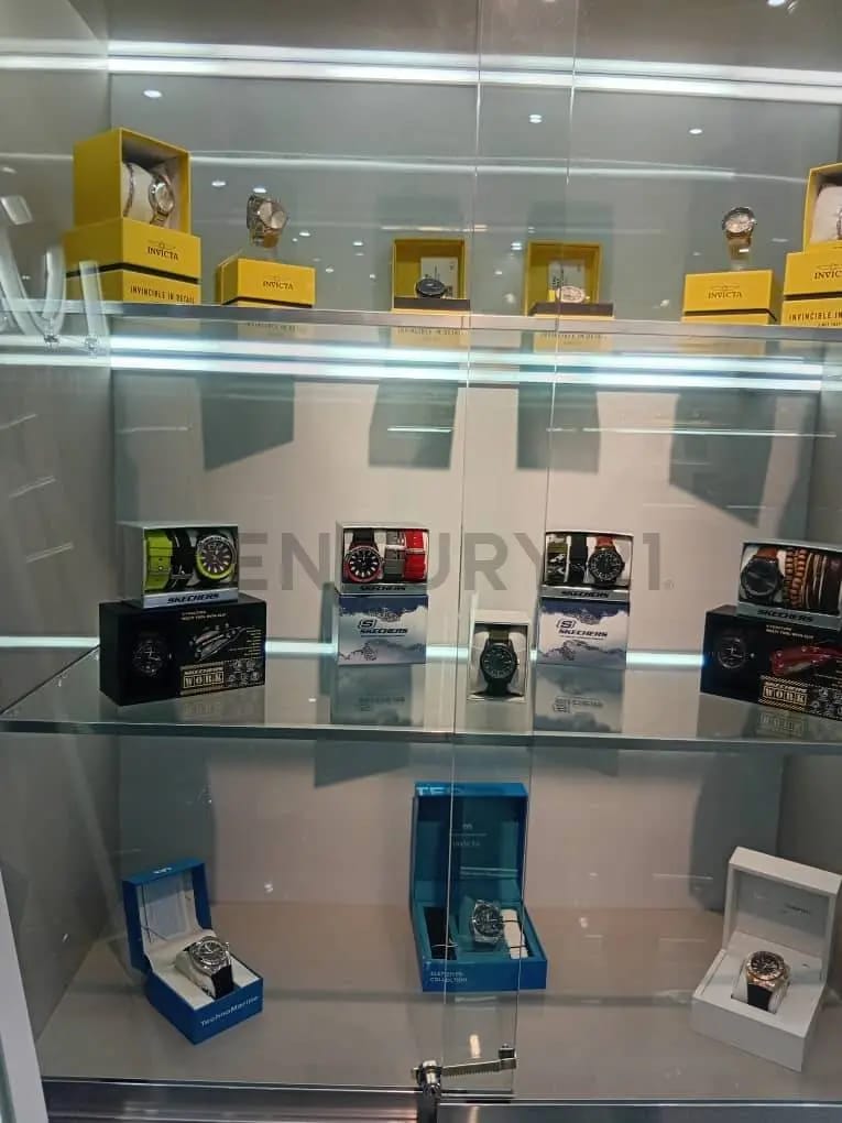 LOCAL EN VENTA INLCUYE EL FONDO DE COMERCIO E INVENTARIO DE MERCANCIA - 8