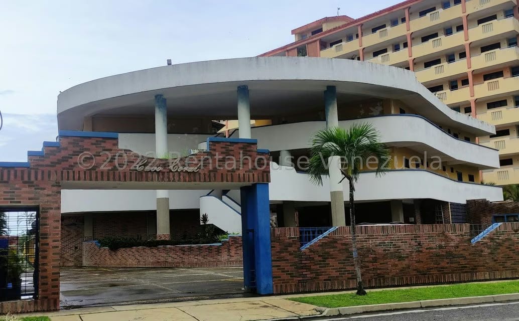Apartamento (1 Nivel) en Venta en Puerto Encantado, Miranda - 2