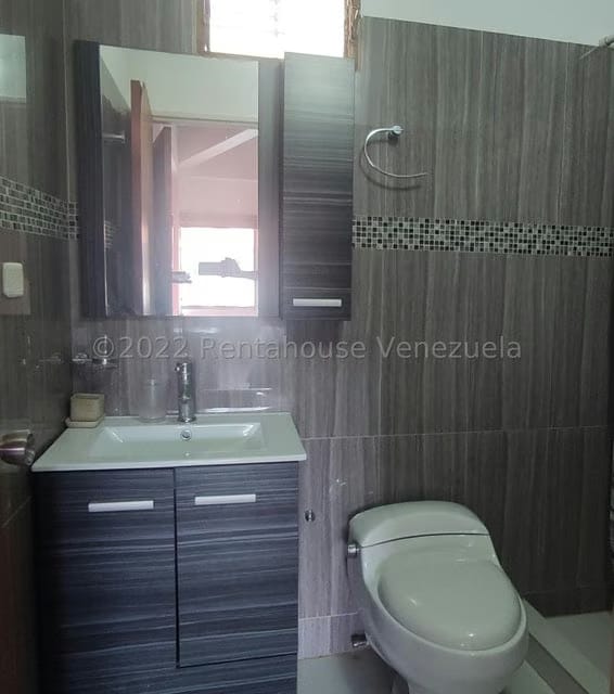 Apartamento (1 Nivel) en Venta en Puerto Encantado, Miranda - 18