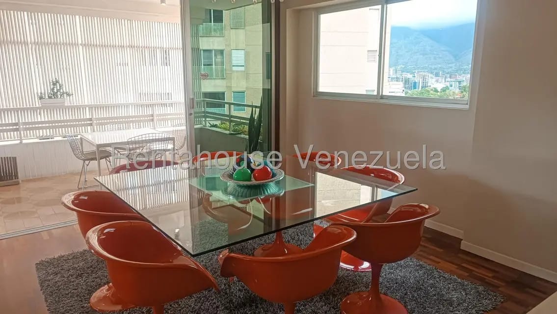 Apartamento (1 Nivel) en Alquiler en Santa Rosa de Lima, Distrito Metropolitano - 13