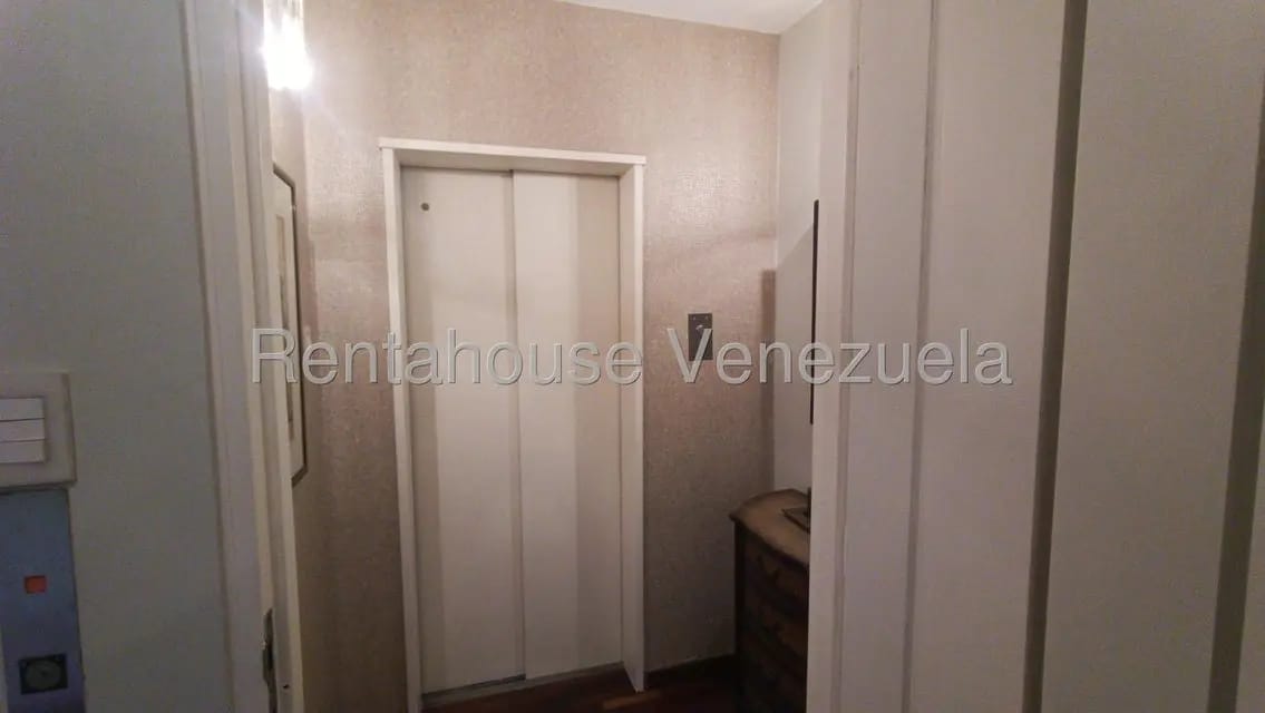Apartamento (1 Nivel) en Alquiler en Santa Rosa de Lima, Distrito Metropolitano - 3