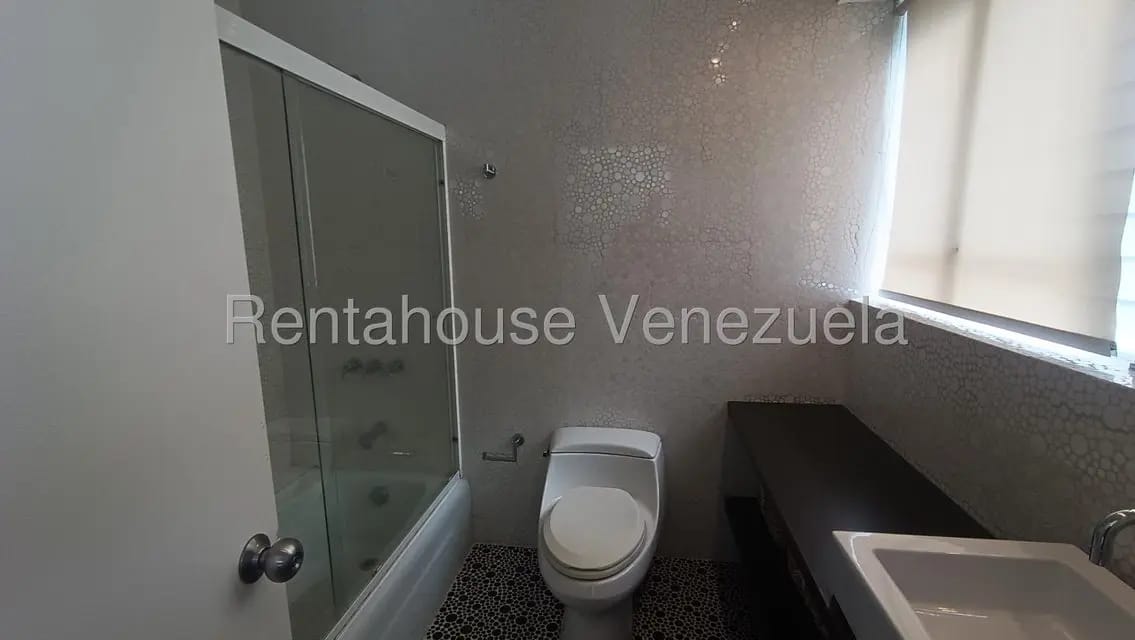 Apartamento (1 Nivel) en Alquiler en Santa Rosa de Lima, Distrito Metropolitano - 34