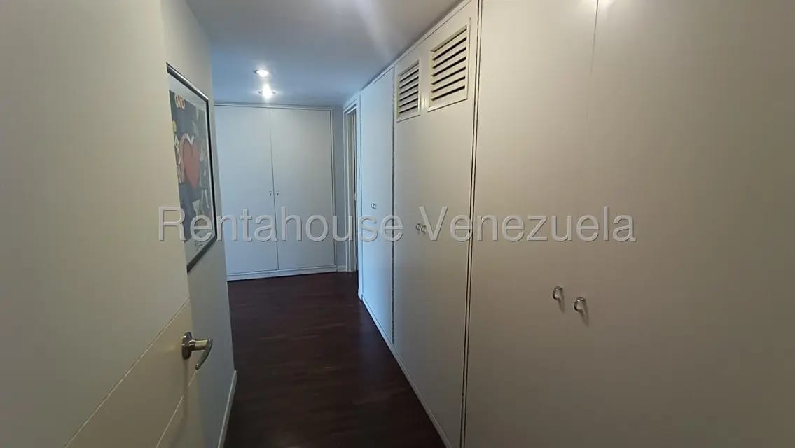 Apartamento (1 Nivel) en Alquiler en Santa Rosa de Lima, Distrito Metropolitano - 36