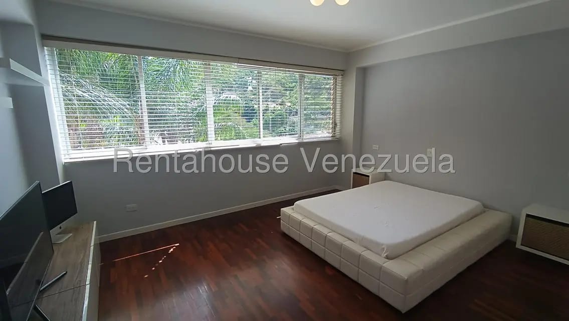 Apartamento (1 Nivel) en Alquiler en Santa Rosa de Lima, Distrito Metropolitano - 37