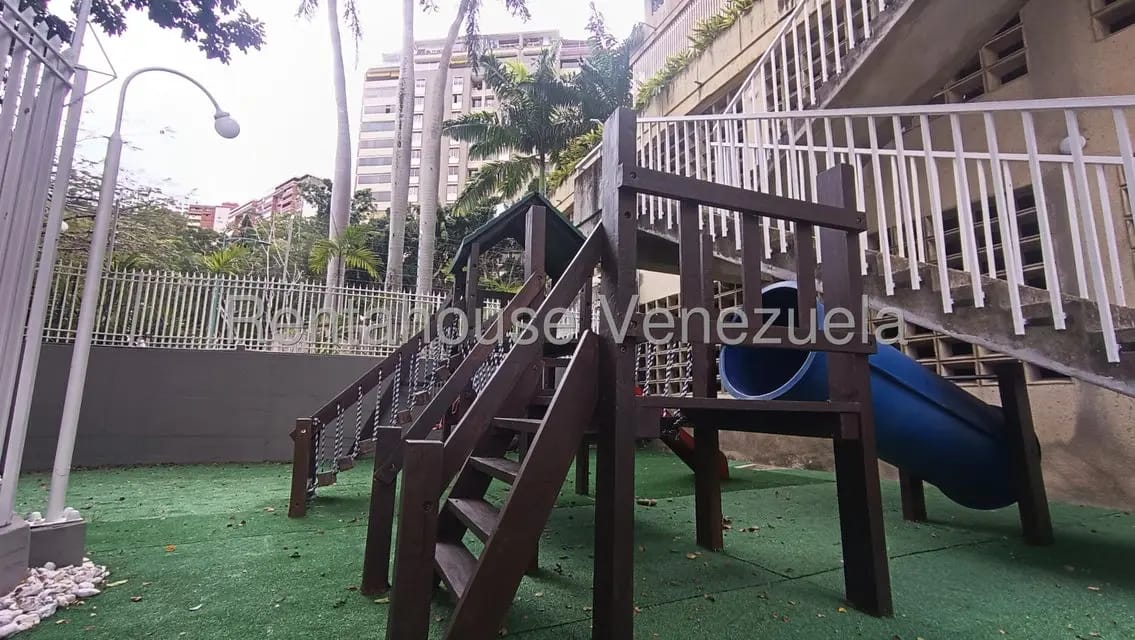 Apartamento (1 Nivel) en Alquiler en Santa Rosa de Lima, Distrito Metropolitano - 75