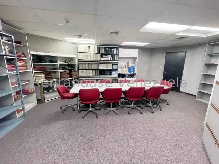 Comercial (Local Comercial) en Venta en La Urbina, Distrito Metropolitano - 6