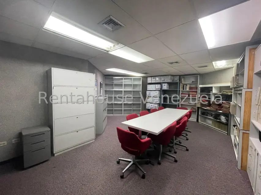 Comercial (Local Comercial) en Venta en La Urbina, Distrito Metropolitano - 7