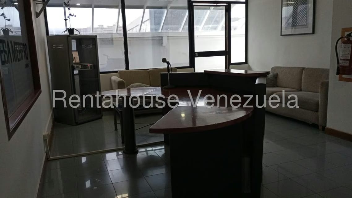 Comercial (Oficina) en Alquiler en La Urbina, Distrito Metropolitano - 14