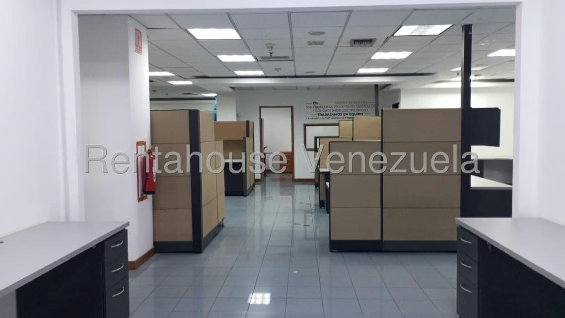 Comercial (Oficina) en Alquiler en La Urbina, Distrito Metropolitano - 17