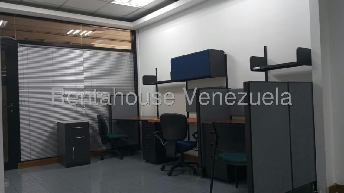 Comercial (Oficina) en Alquiler en La Urbina, Distrito Metropolitano - 23
