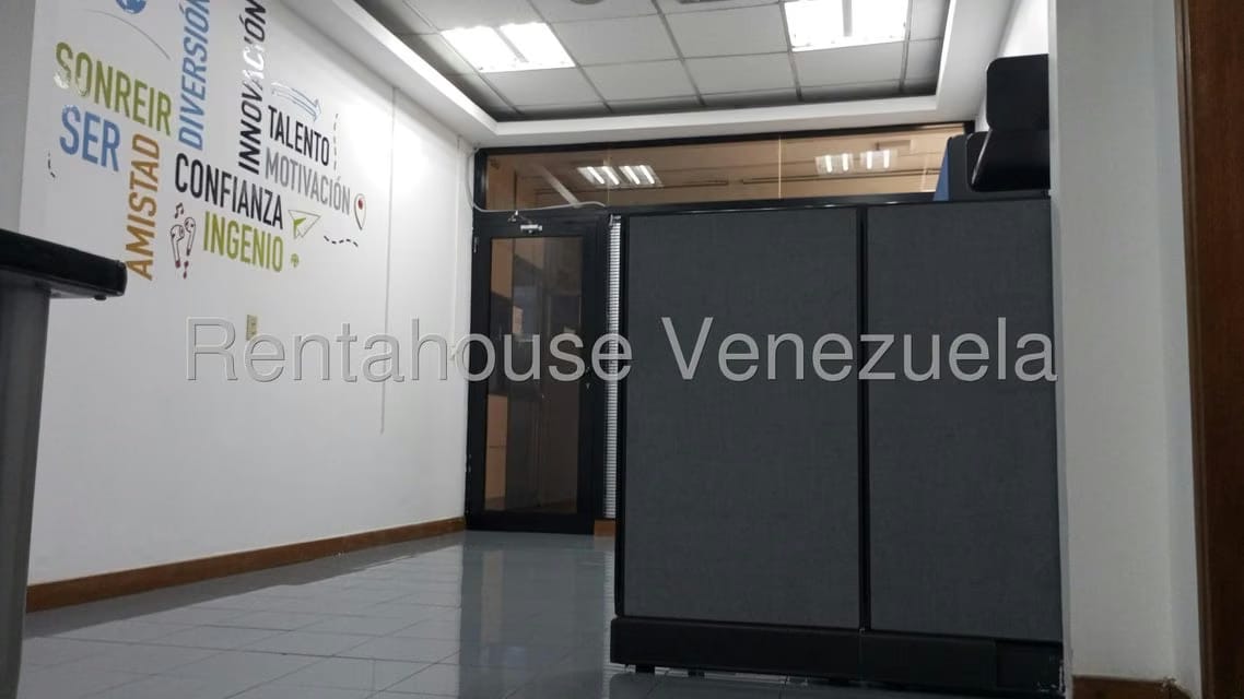Comercial (Oficina) en Alquiler en La Urbina, Distrito Metropolitano - 25
