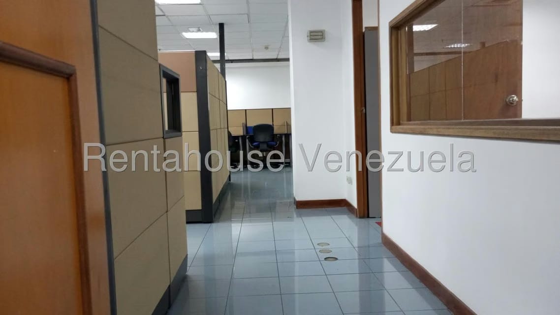 Comercial (Oficina) en Alquiler en La Urbina, Distrito Metropolitano - 34