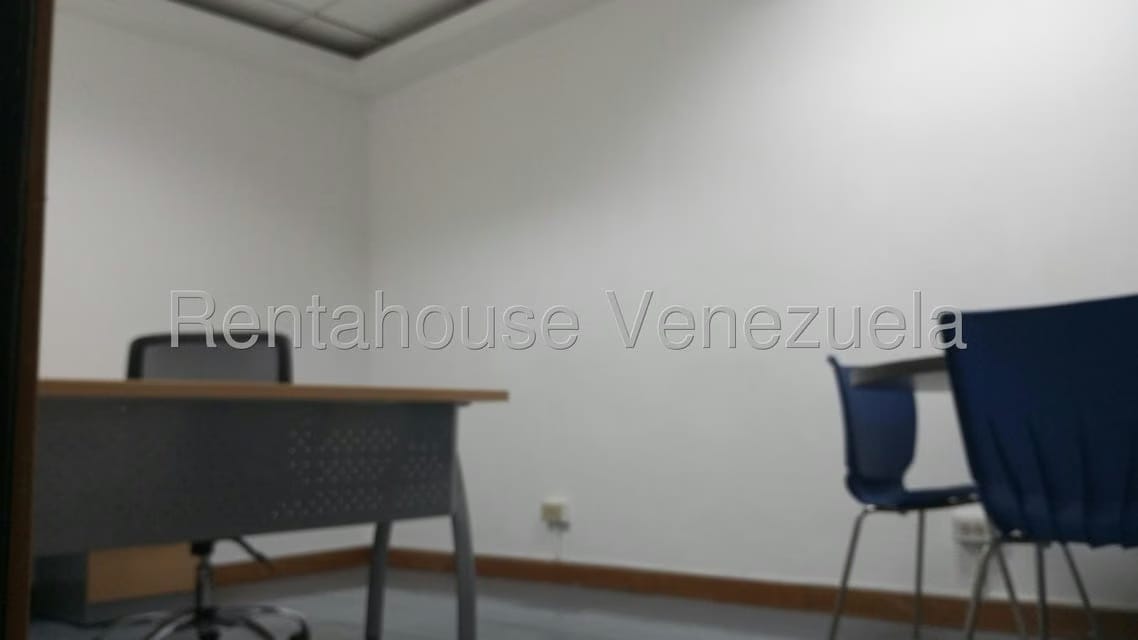 Comercial (Oficina) en Alquiler en La Urbina, Distrito Metropolitano - 36