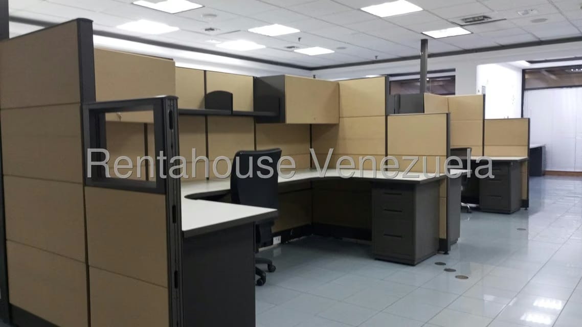 Comercial (Oficina) en Alquiler en La Urbina, Distrito Metropolitano - 37