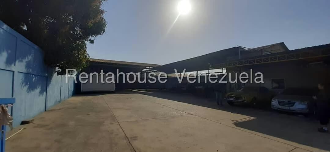 Comercial (Galpon - Deposito) en Venta en Intercomunal, Zulia - 3