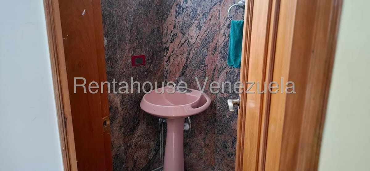 Casa (1 Nivel) en Venta en Macaracuay, Distrito Metropolitano - 25