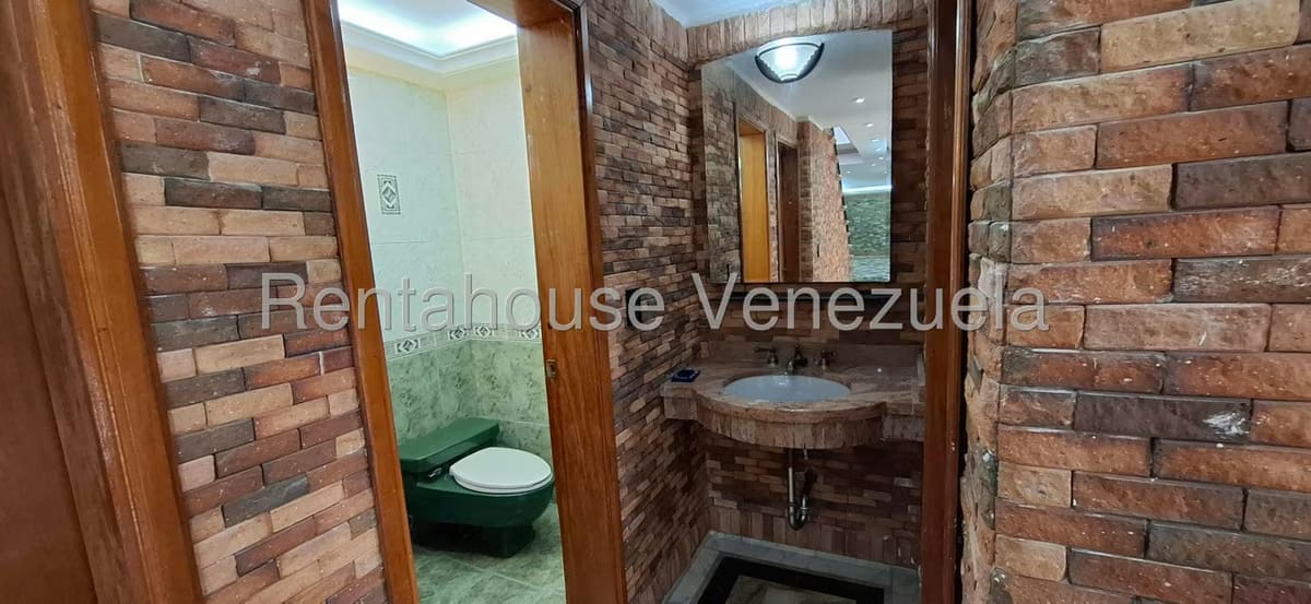Casa (1 Nivel) en Venta en Macaracuay, Distrito Metropolitano - 42