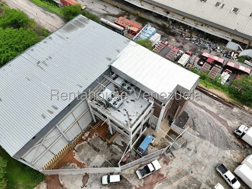 Comercial (Edificio) en Venta en Mampote, Miranda - 18