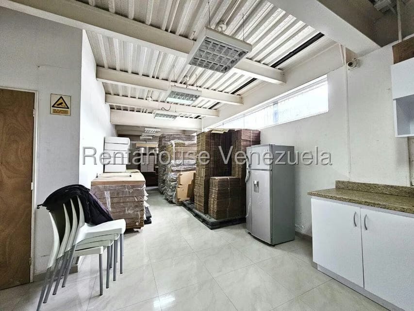Comercial (Edificio) en Venta en Mampote, Miranda - 26