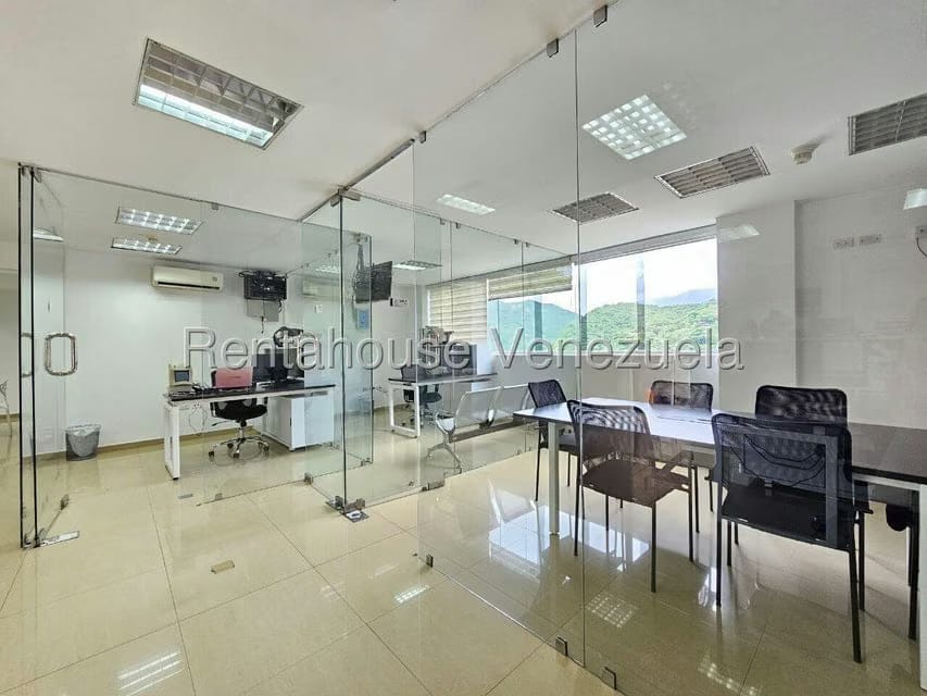 Comercial (Edificio) en Venta en Mampote, Miranda - 29