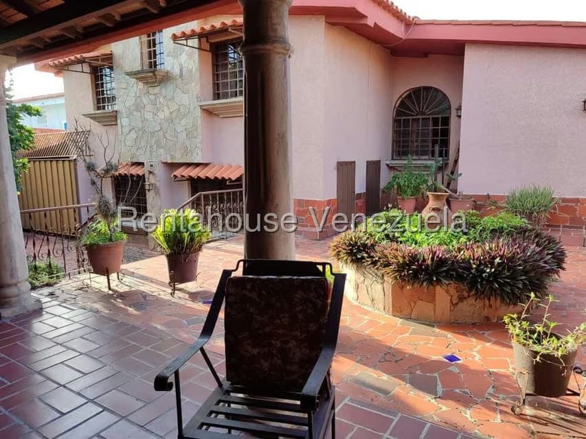 Casa (Multipes Niveles) en Venta en Colinas De Santa Rosa, Lara - 55