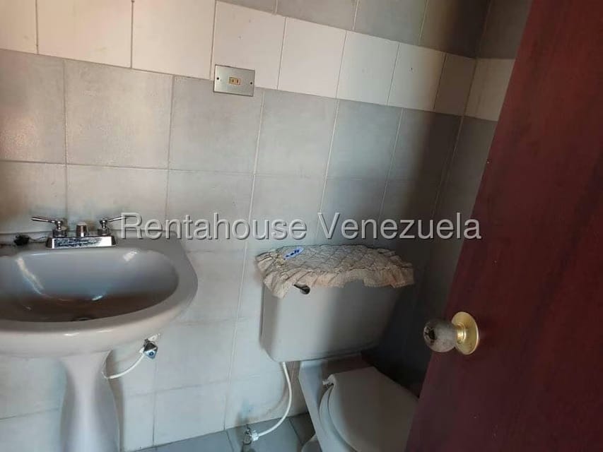 Casa (Multipes Niveles) en Venta en Colinas De Santa Rosa, Lara - 57