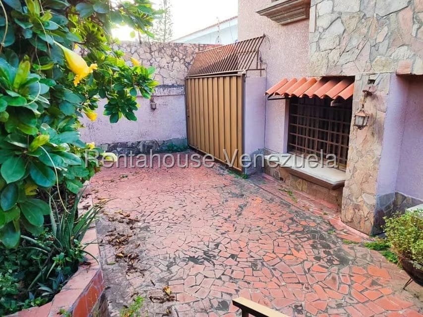 Casa (Multipes Niveles) en Venta en Colinas De Santa Rosa, Lara - 58