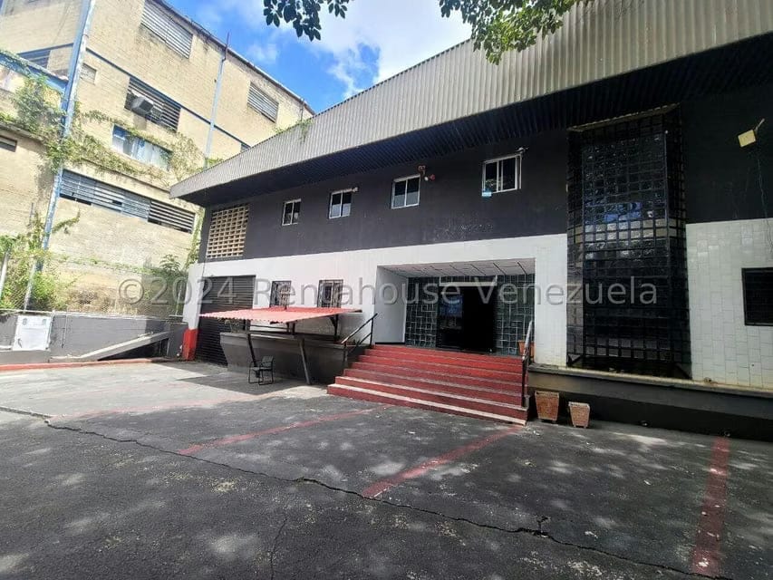 Comercial (Galpon - Deposito) en Venta en Mariche, Distrito Metropolitano - 2
