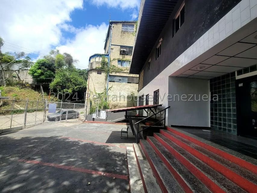 Comercial (Galpon - Deposito) en Venta en Mariche, Distrito Metropolitano - 3
