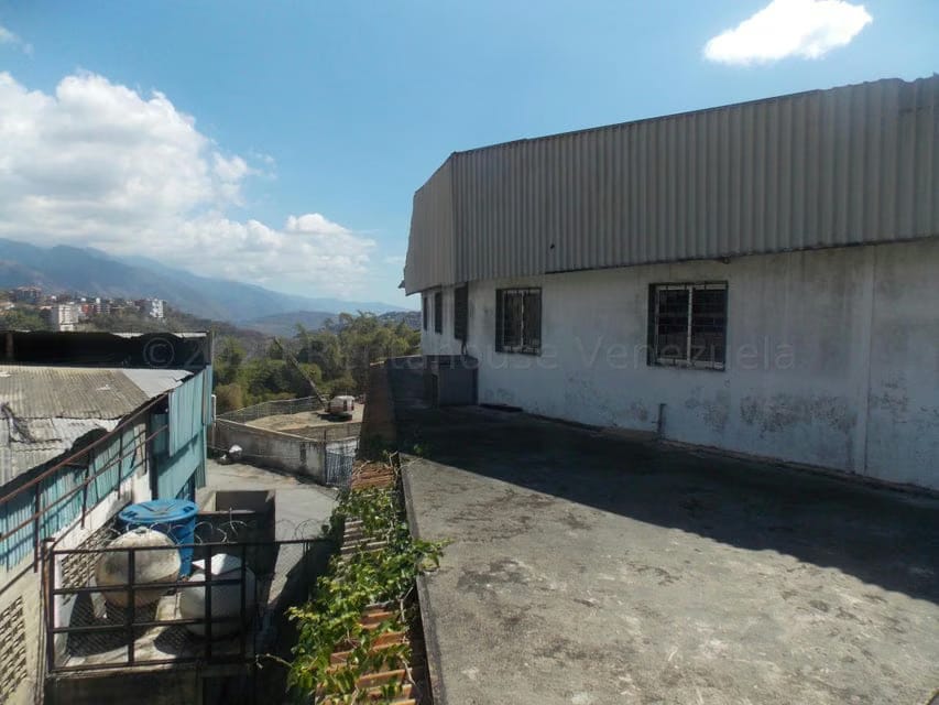 Comercial (Galpon - Deposito) en Venta en Mariche, Distrito Metropolitano - 32