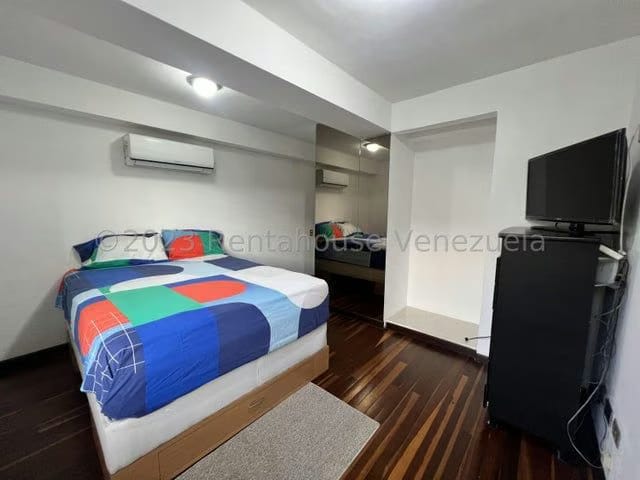 APARTAMENTO EN ALQUILER – YENNIEF ROJAS - 4