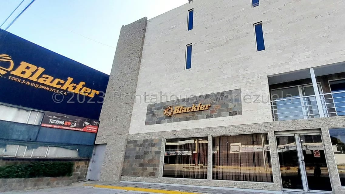 Comercial (Local Comercial) en Venta en Santa Rita, Zulia - 2