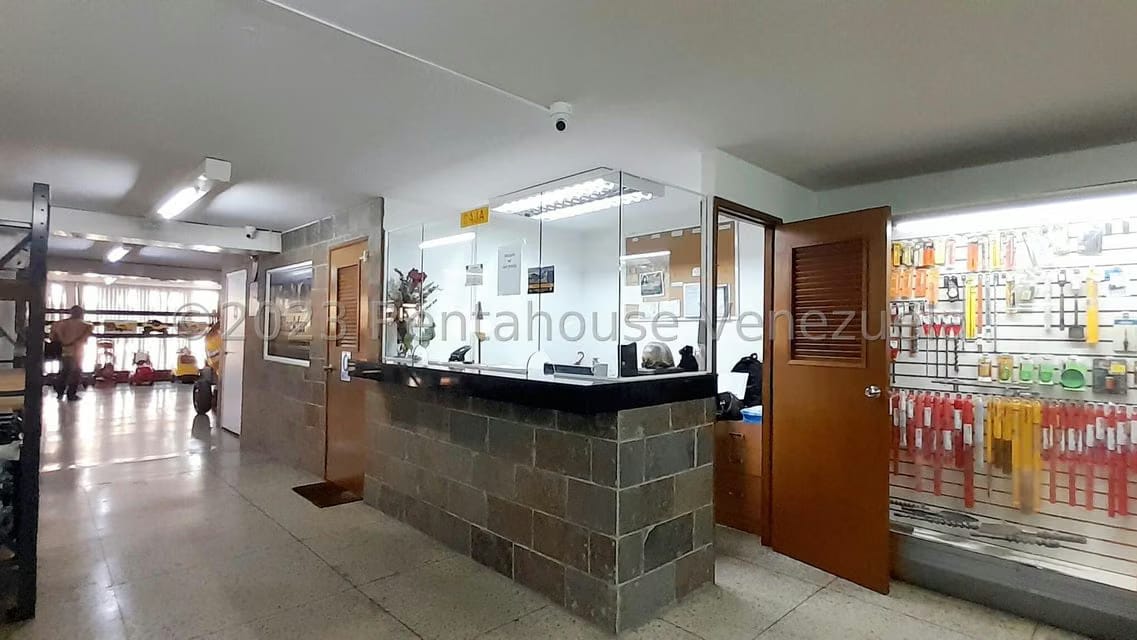 Comercial (Local Comercial) en Venta en Santa Rita, Zulia - 18
