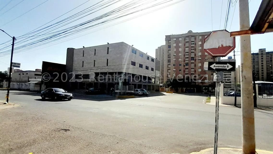 Comercial (Local Comercial) en Venta en Santa Rita, Zulia - 4