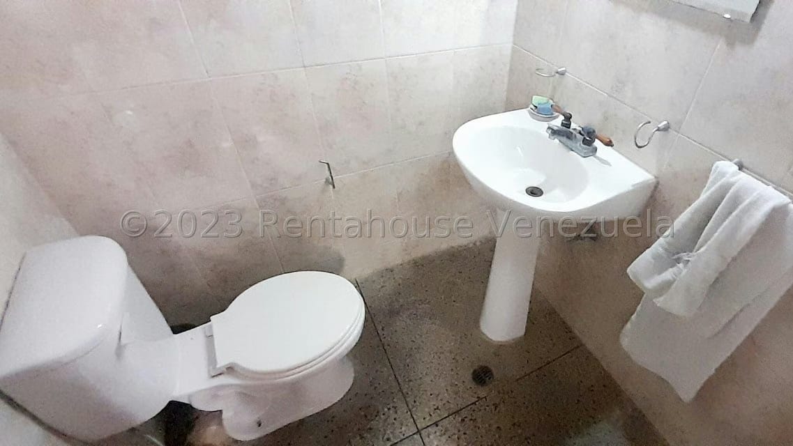 Comercial (Local Comercial) en Venta en Santa Rita, Zulia - 38