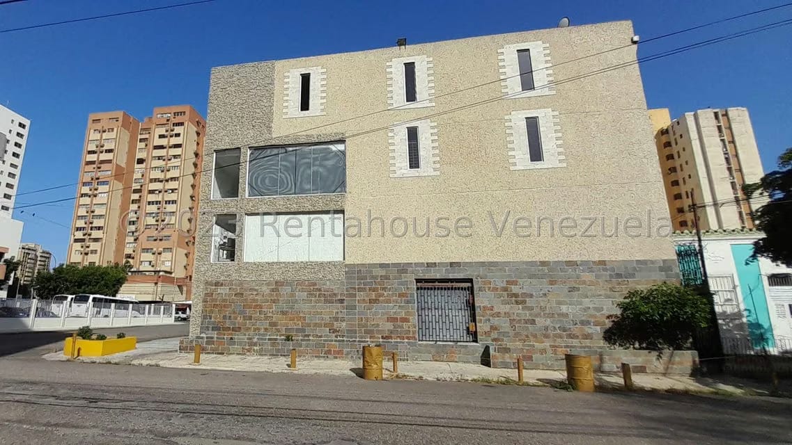 Comercial (Local Comercial) en Venta en Santa Rita, Zulia - 8