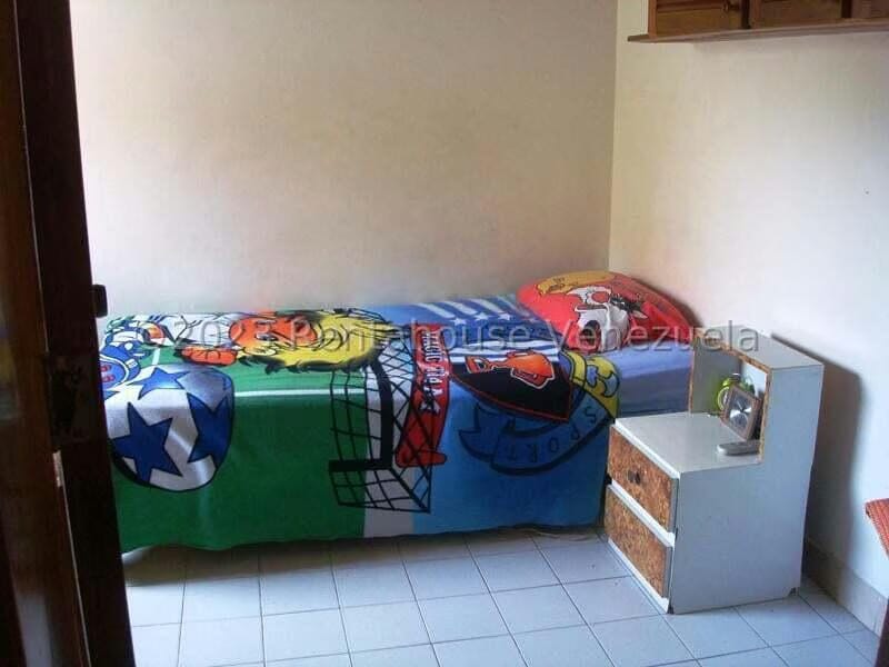 Casa (Duplex) en Venta en Colinas de Santa Monica, Distrito Metropolitano - 20