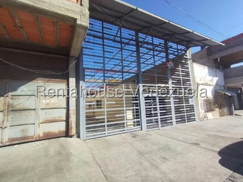 Comercial (Galpon - Deposito) en Venta en Centro, Lara - 17
