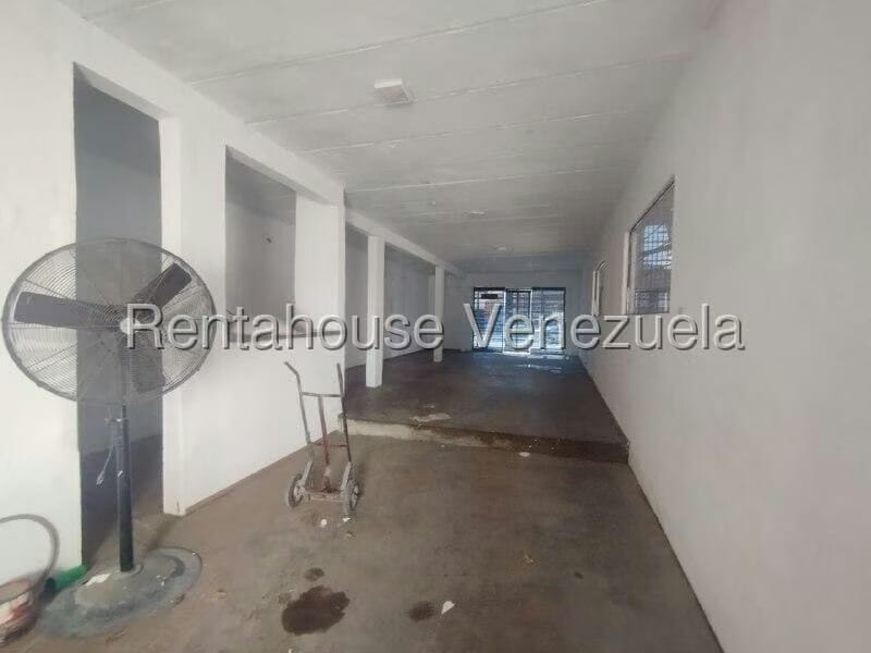 Comercial (Galpon - Deposito) en Venta en Centro, Lara - 5