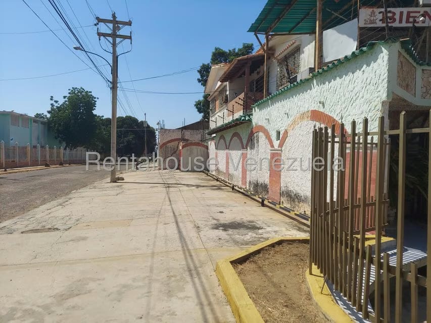 Comercial (Local Comercial) en Venta en Santa Maria, Zulia - 4