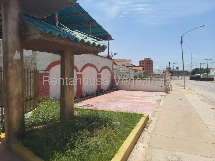 Comercial (Local Comercial) en Venta en Santa Maria, Zulia - 5