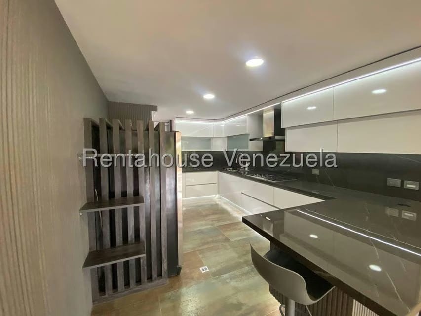 Apartamento (1 Nivel) en Venta en La Lagunita Country Club, Distrito Metropolitano - 12