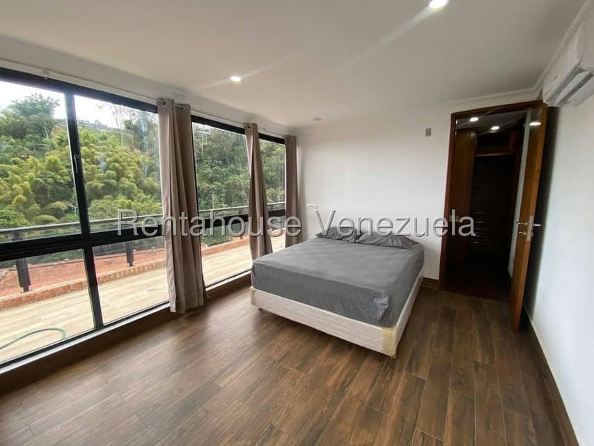 Apartamento (1 Nivel) en Venta en La Lagunita Country Club, Distrito Metropolitano - 24