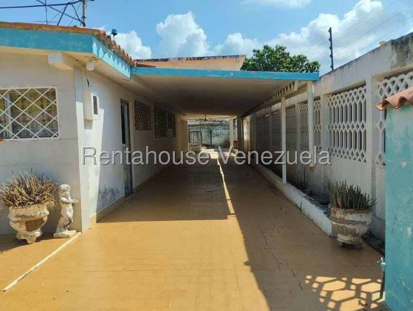 Casa (1 Nivel) en Venta en Las 50, Zulia - 2