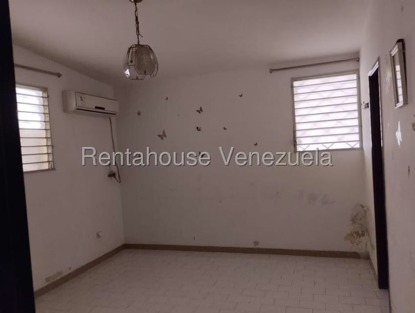 Casa (1 Nivel) en Venta en Las 50, Zulia - 13