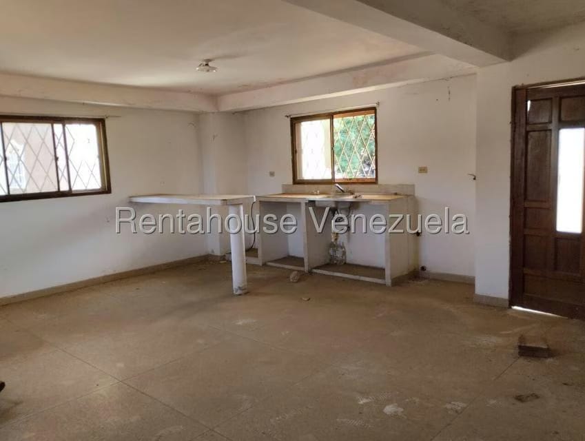 Casa (1 Nivel) en Venta en Las 50, Zulia - 24