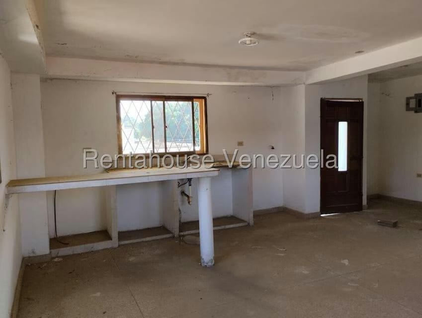 Casa (1 Nivel) en Venta en Las 50, Zulia - 26