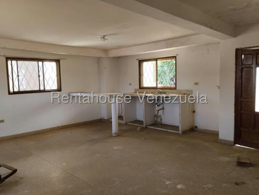Casa (1 Nivel) en Venta en Las 50, Zulia - 27