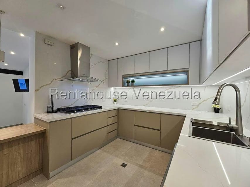 Casa (1 Nivel) en Venta en Altamira, Distrito Metropolitano - 15